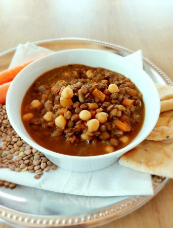 Orientalische Linsensuppe mit Kichererbsen