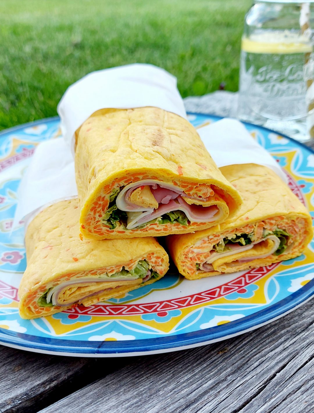 Picknick-Wraps mit Karotten und Frischkäse