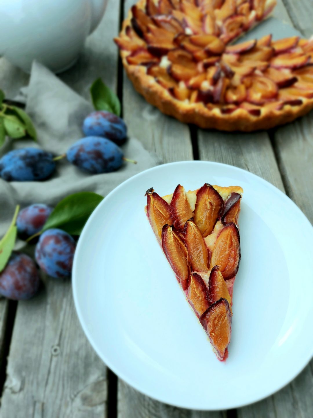 Schneller Zwetschkenkuchen mit Quark-Öl-Teig - Schlemmerlein