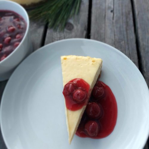 Winterlicher Cheesecake mit Zimtkirschen