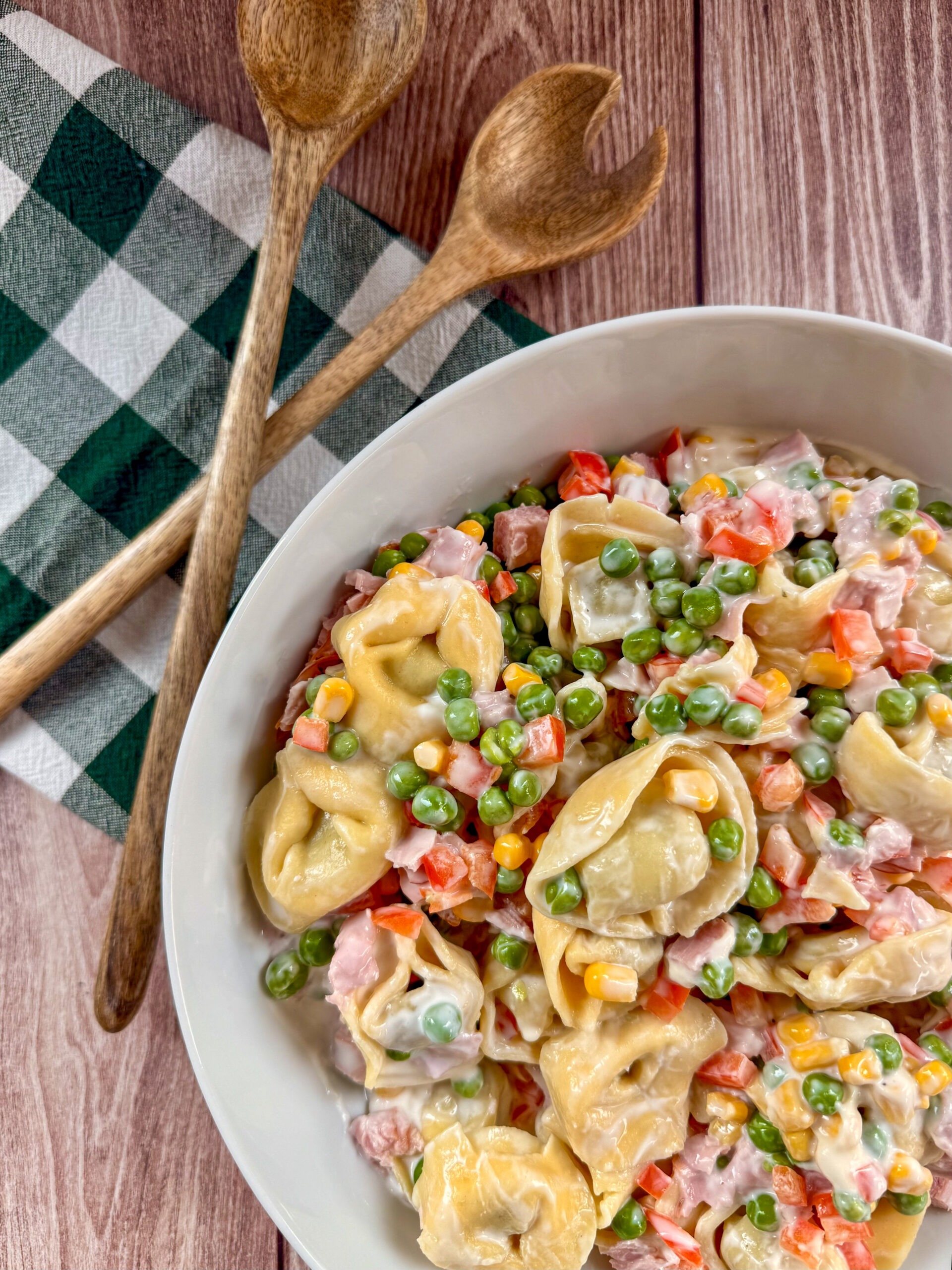 Tortellinisalat