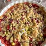 Rhabarber-Erdbeer Crumble
