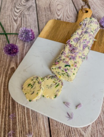 Schnittlauchblütenbutter