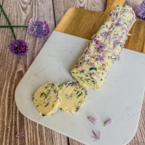 Schnittlauchblütenbutter