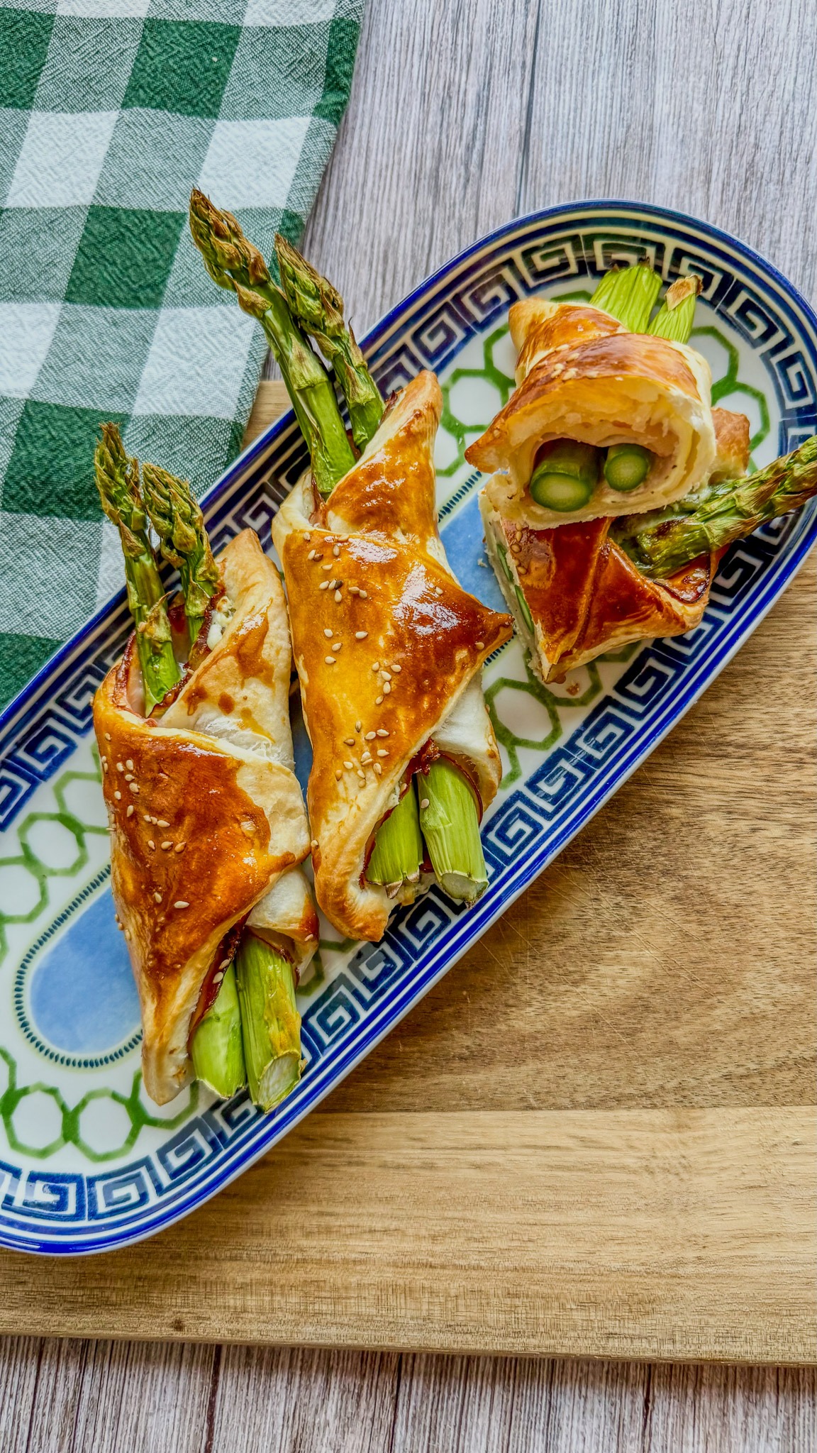 Spargel Blätterteigtaschen
