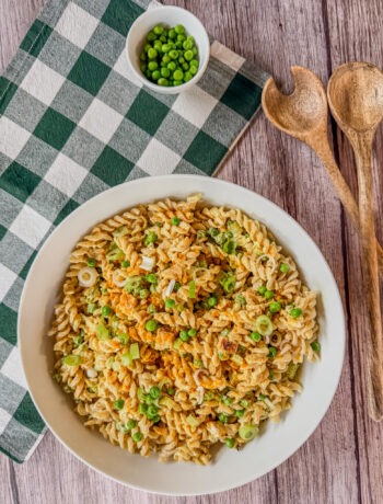 Nudelsalat mit Curry und Huhn