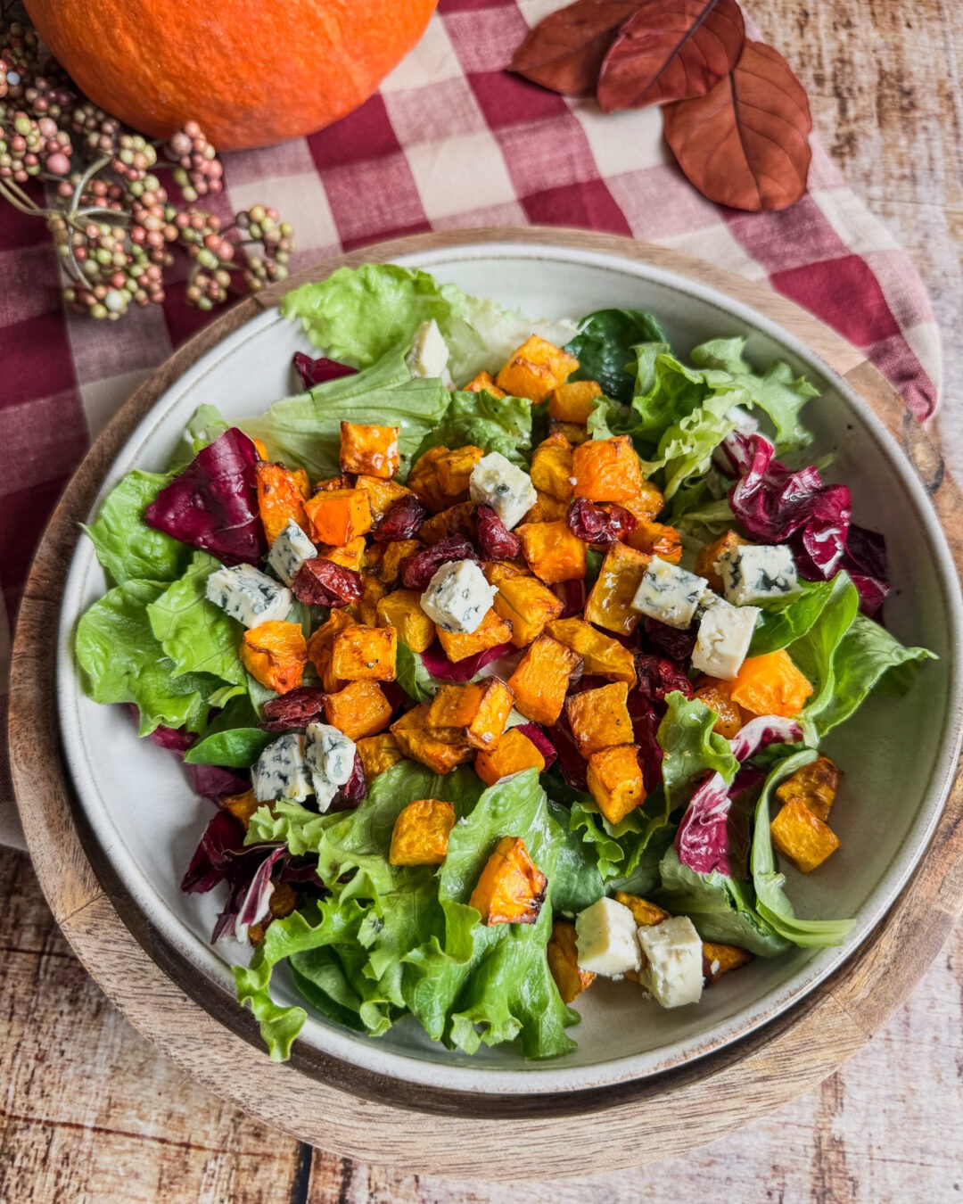 Herbstsalat mit geröstetem Kürbis